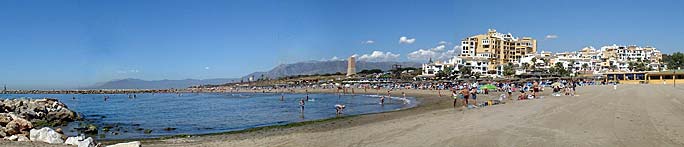 Marbella -cabopino_beach.jpg